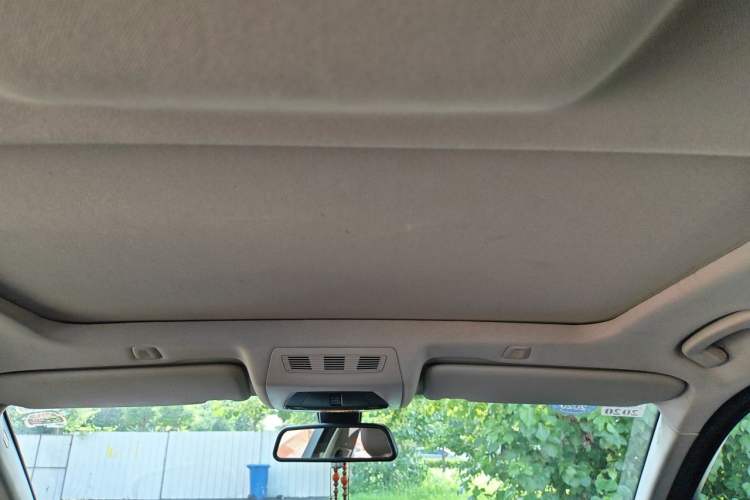 Used BMW 5 Series 2017 525Li Leading Model Headliner