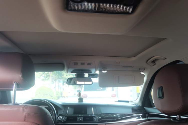 Used BMW 5 Series 2017 525Li Leading Model Headliner