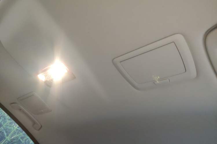 Used BMW 5 Series 2017 525Li Luxury Design Package Headliner
