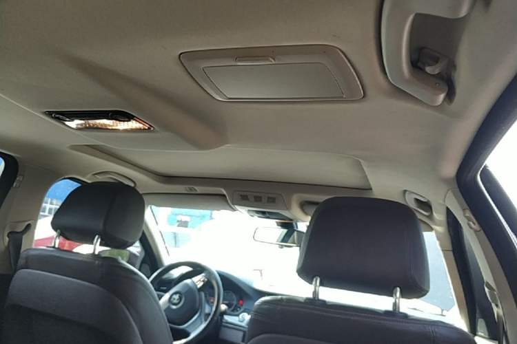 Used BMW 5 Series 2017 525Li Luxury Design Package Headliner