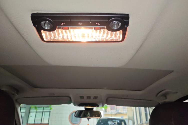 Used BMW 5 Series 2017 525Li Luxury Design Package Headliner