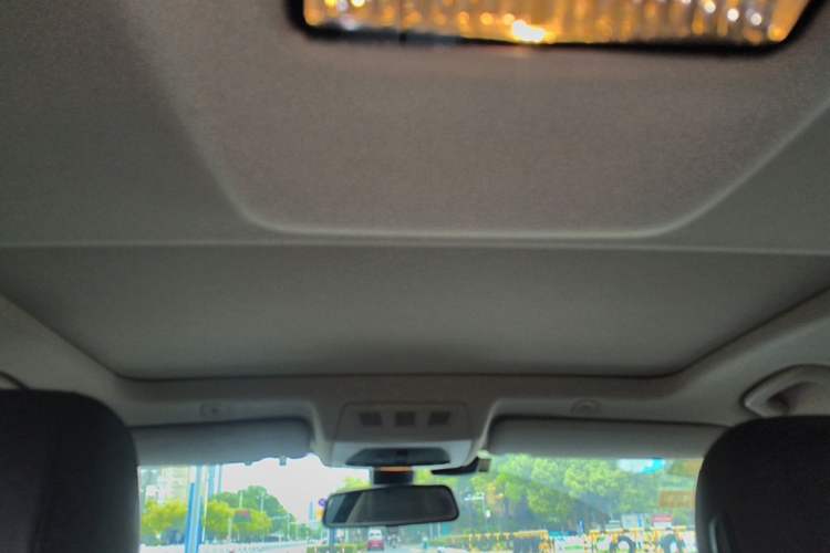 Used BMW 5 Series 2017 525Li Luxury Design Package Headliner