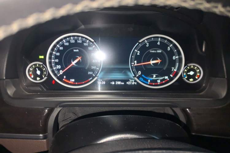 Used BMW 5 Series 2017 525Li Luxury Design Package Instrument Cluster