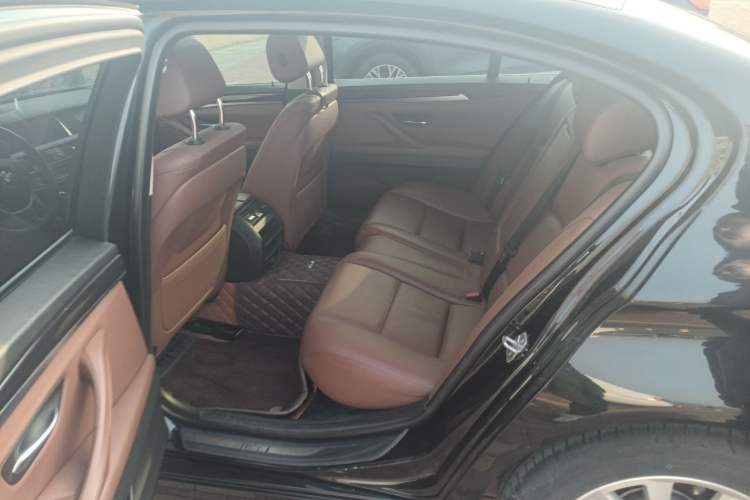 Used BMW 5 Series 2017 520Li Elegant Edition Interior 4
