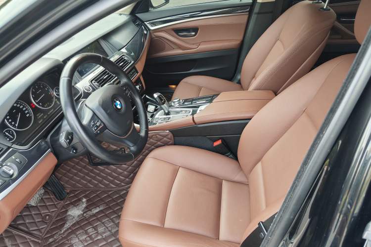 Used BMW 5 Series 2017 520Li Elegant Edition Interior 5