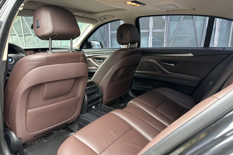 Used BMW 5 Series 2017 525Li Luxury Design Package Interior 5