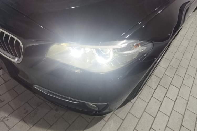 Used BMW 5 Series 2017 525Li Luxury Design Package Left Front Headlight