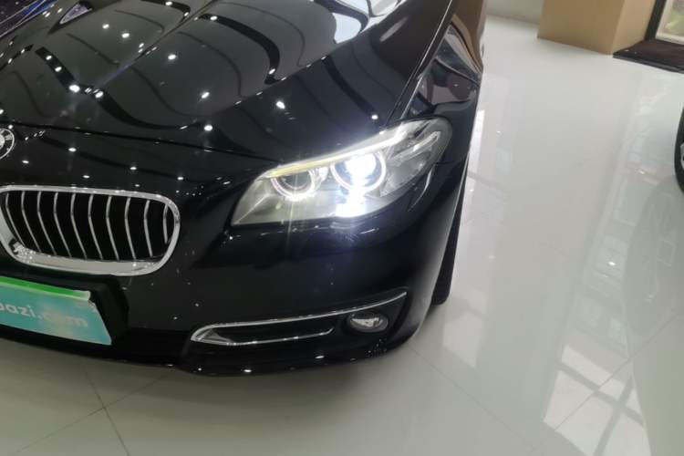 Used BMW 5 Series 2017 525Li Luxury Design Package Left Front Headlight