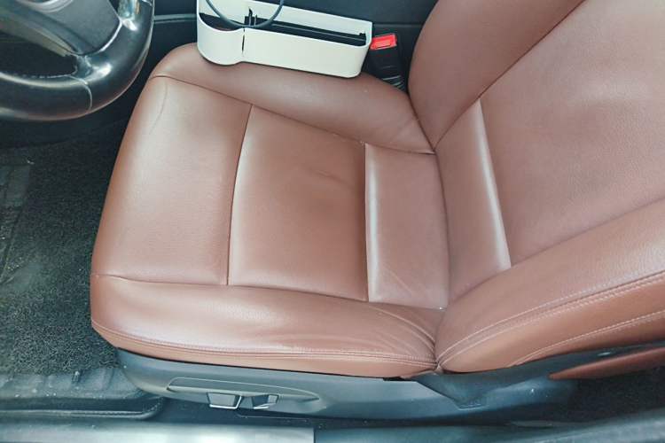 Used BMW 5 Series 2017 525Li Leading Model Left Front Seat
