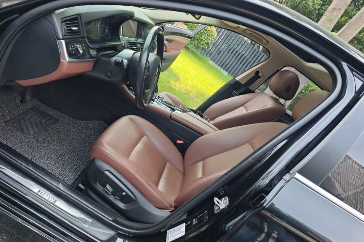 Used BMW 5 Series 2017 520Li Elegant Edition Left Front Seat