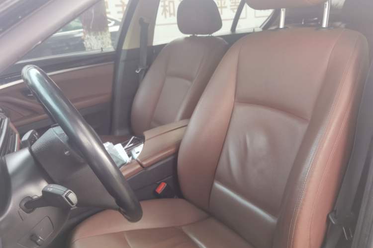 Used BMW 5 Series 2017 525Li Leading Model Left Front Seat