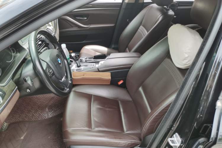 Used BMW 5 Series 2017 525Li Luxury Design Package Left Front Seat