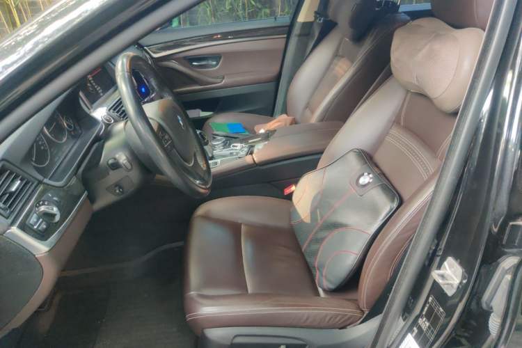 Used BMW 5 Series 2017 525Li Luxury Design Package Left Front Seat