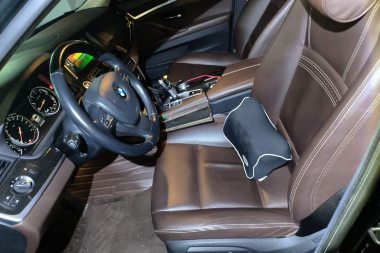 Used BMW 5 Series 2017 525Li Luxury Design Package Left Front Seat