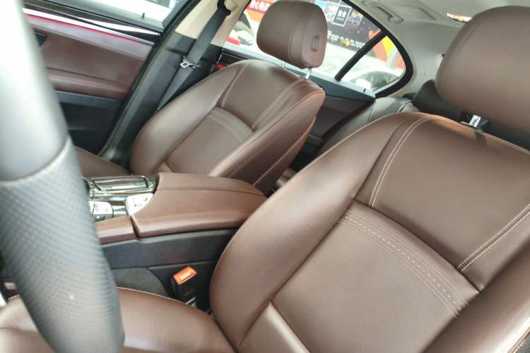 Used BMW 5 Series 2017 525Li Luxury Design Package Left Front Seat