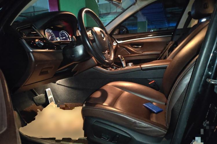 Used BMW 5 Series 2017 525Li Luxury Design Package Left Front Seat