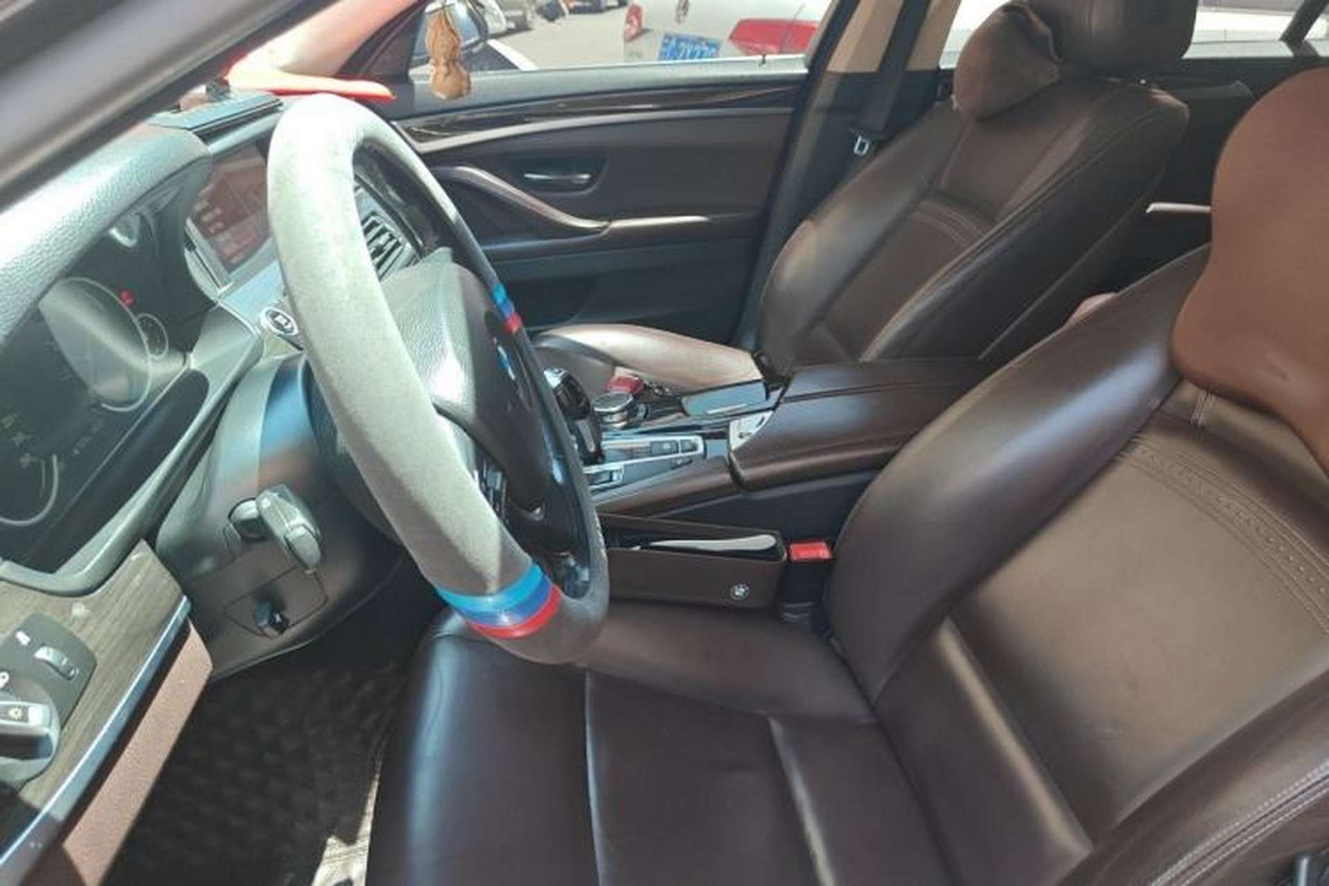 Used BMW 5 Series 2017 525Li Luxury Design Package Left Front Seat