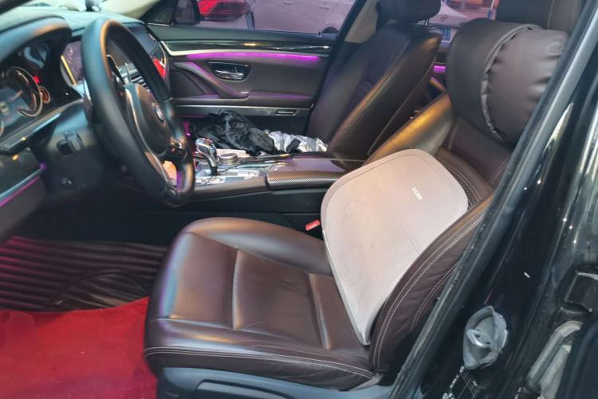 Used BMW 5 Series 2017 525Li Luxury Design Package Left Front Seat
