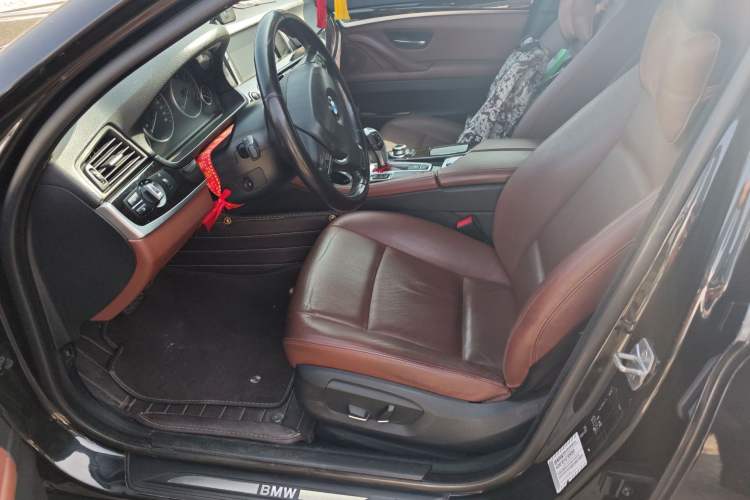 Used BMW 5 Series 2017 525Li Leading Model Left Front Seat