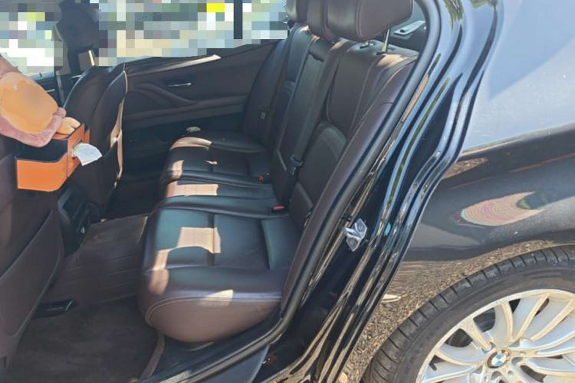 Used BMW 5 Series 2017 525Li Luxury Design Package Left Rear Seat