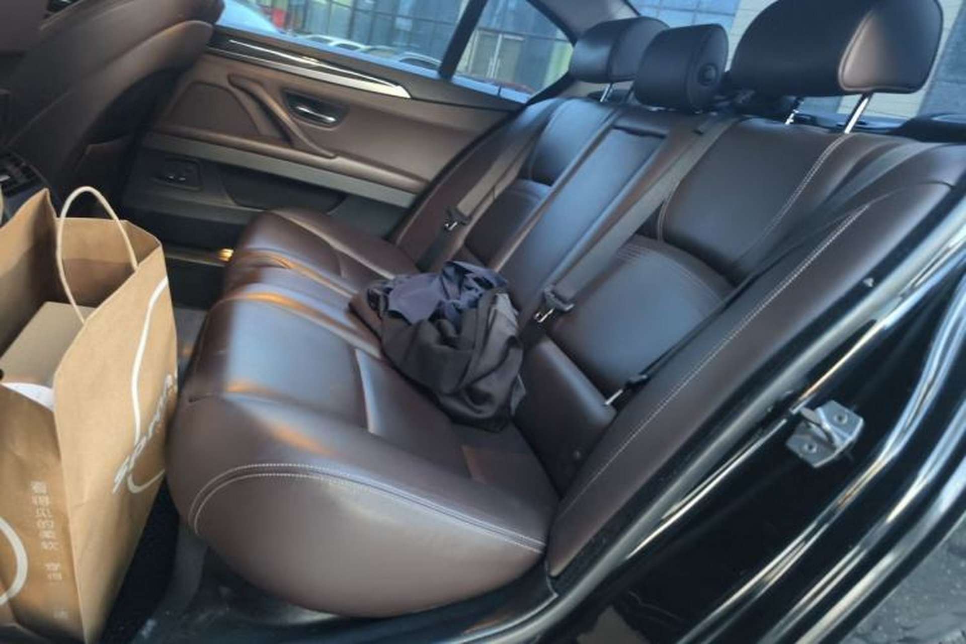 Used BMW 5 Series 2017 525Li Luxury Design Package Left Rear Seat