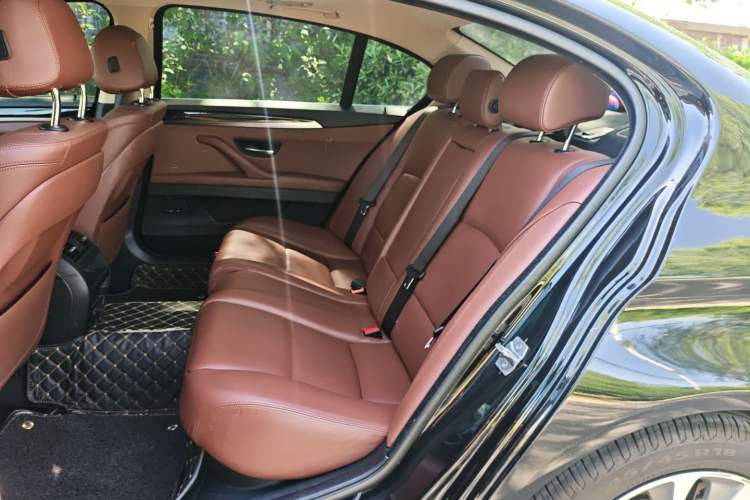Used BMW 5 Series 2017 525Li Leading Model Left Rear Seat