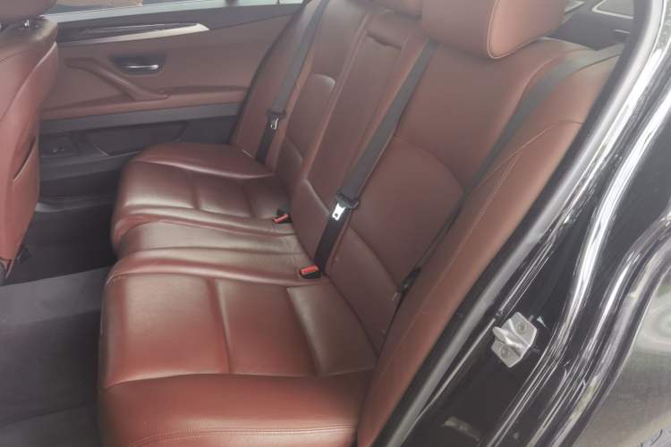 Used BMW 5 Series 2017 525Li Leading Model Left Rear Seat