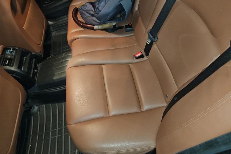 Used BMW 5 Series 2017 525Li Leading Model Left Rear Seat