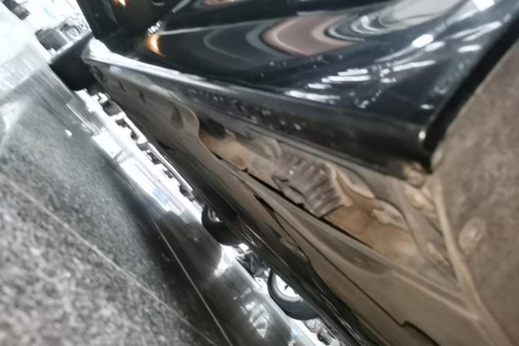 Used BMW 5 Series 2017 525Li Leading Model Left Side Sill