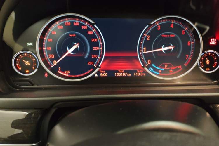 Used BMW 5 Series 2017 525Li Luxury Design Package Odometer Close Up