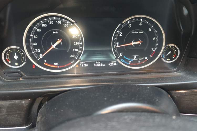 Used BMW 5 Series 2017 525Li Luxury Design Package Odometer Close Up