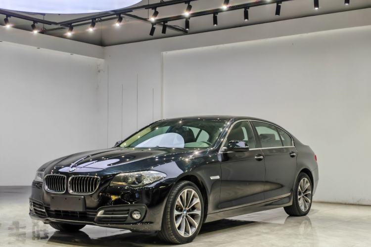 Used BMW 5 Series 2017 525Li Leading Model Guazi used car, China used car export, Used car for sale, Used cars, Cheapest cars for sale