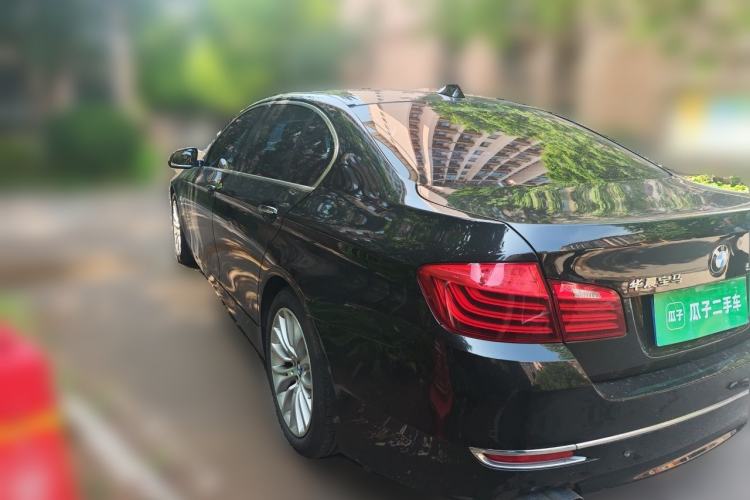 Used BMW 5 Series 2017 525Li Luxury Design Package Rear Left 45 Deg
