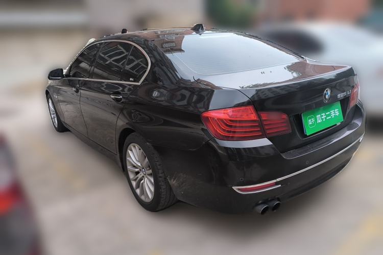Used BMW 5 Series 2017 525Li Luxury Design Package Rear Left 45 Deg