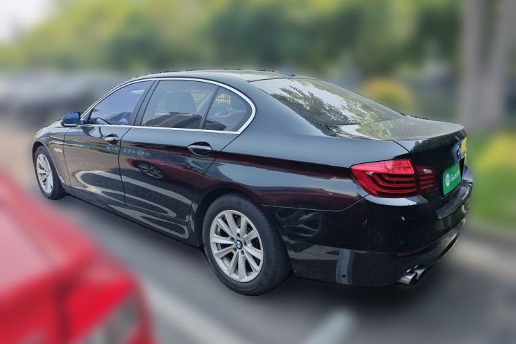 Used BMW 5 Series 2017 520Li Elegant Edition Rear Left 45 Deg
