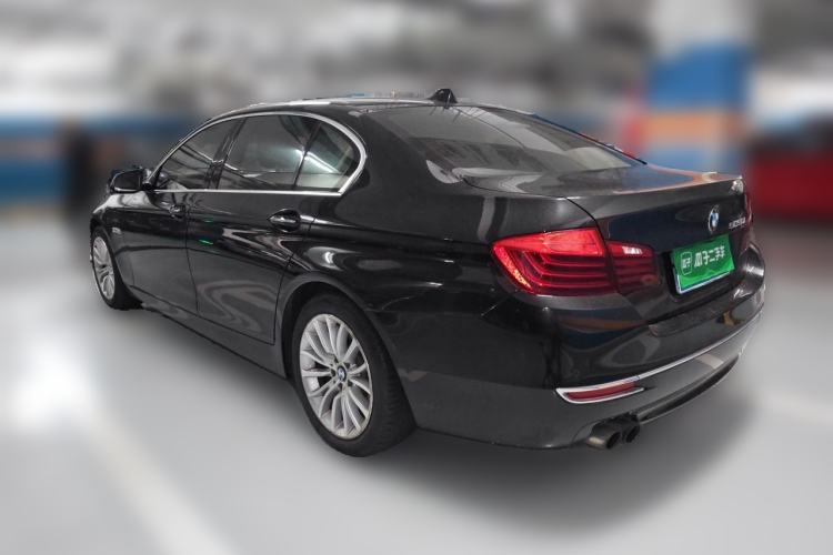 Used BMW 5 Series 2017 525Li Luxury Design Package Rear Left 45 Deg