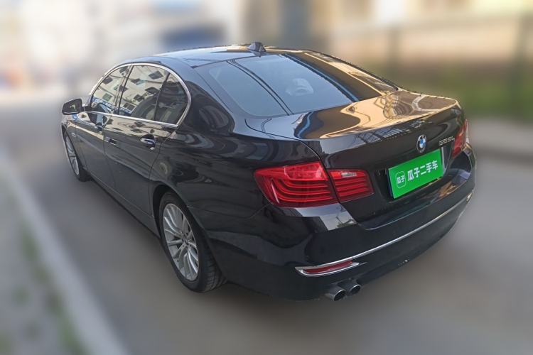 Used BMW 5 Series 2017 525Li Luxury Design Package Rear Left 45 Deg