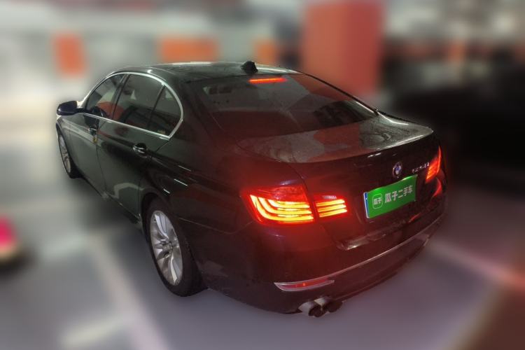 Used BMW 5 Series 2017 525Li Luxury Design Package Rear Left 45 Deg