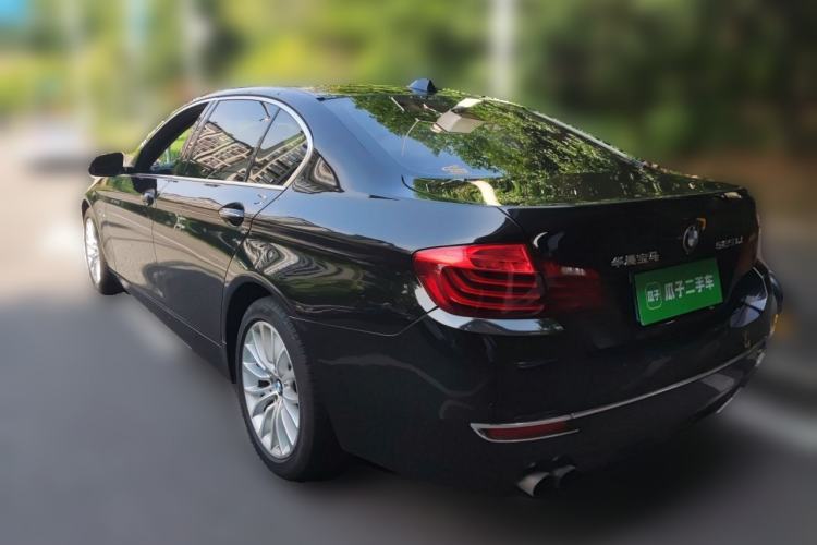 Used BMW 5 Series 2017 525Li Luxury Design Package Rear Left 45 Deg