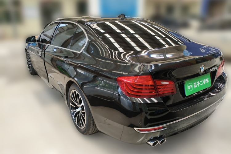 Used BMW 5 Series 2017 525Li Luxury Design Package Rear Left 45 Deg