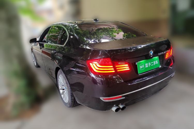 Used BMW 5 Series 2017 525Li Luxury Design Package Rear Left 45 Deg