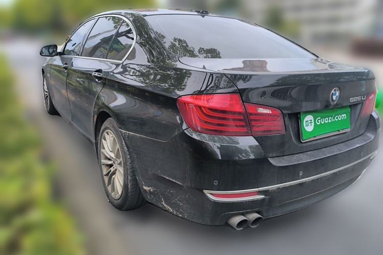 Used BMW 5 Series 2017 525Li Luxury Design Package Rear Left 45 Deg