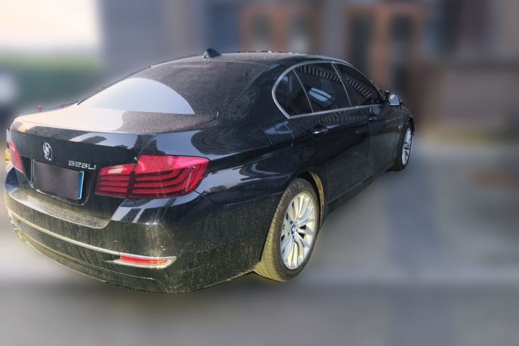 Used BMW 5 Series 2017 525Li Luxury Design Package Rear Right 45 Deg