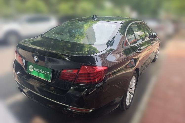 Used BMW 5 Series 2017 525Li Luxury Design Package Rear Right 45 Deg