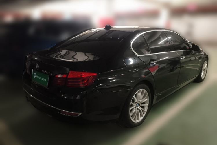 Used BMW 5 Series 2017 525Li Leading Model Rear Right 45 Deg