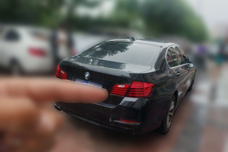 Used BMW 5 Series 2017 520Li Elegant Edition Rear Right 45 Deg