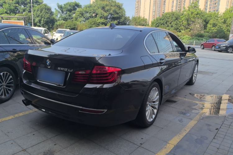 Used BMW 5 Series 2017 525Li Luxury Design Package Rear Right 45 Deg