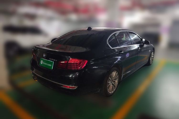 Used BMW 5 Series 2017 525Li Luxury Design Package Rear Right 45 Deg