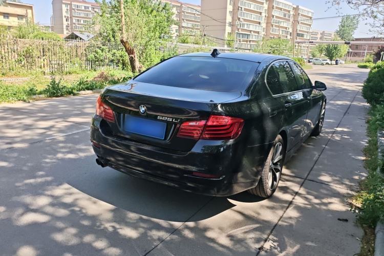 Used BMW 5 Series 2017 525Li Leading Model Rear Right 45 Deg