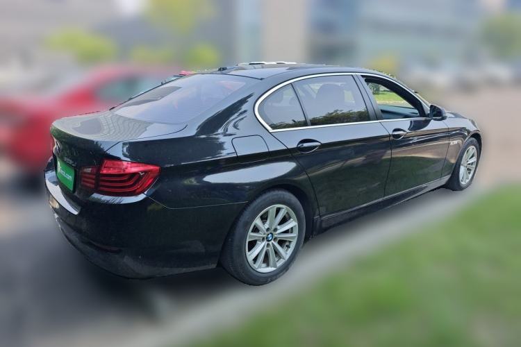 Used BMW 5 Series 2017 520Li Elegant Edition Rear Right 45 Deg